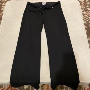 Women’s Ugg fleece-lined casual leisure wear/sweatpants.